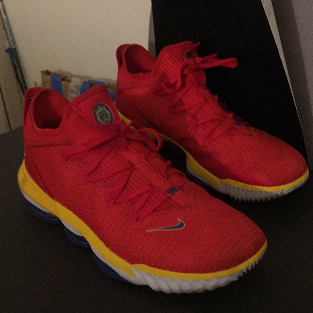 Size 14 Lebron James low tops (worn once)